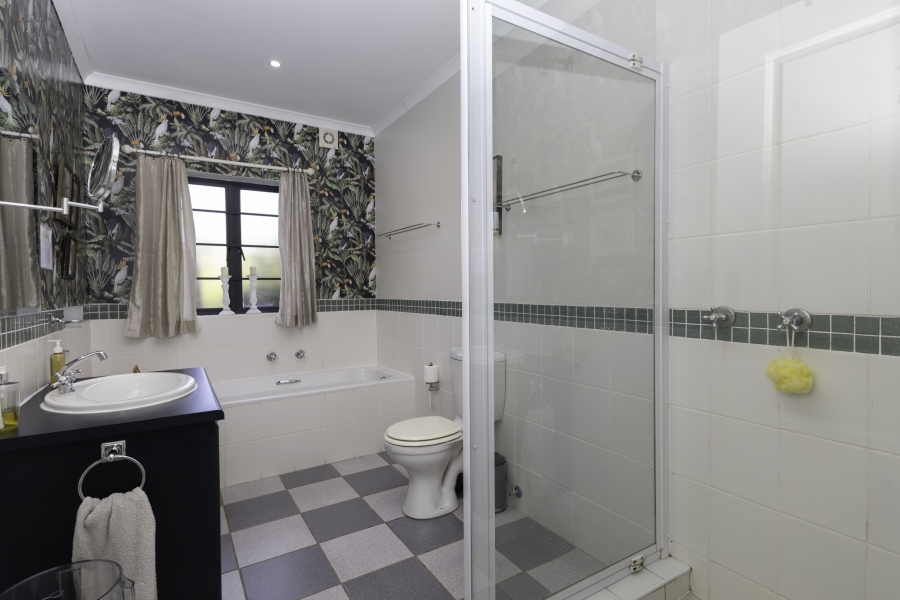 4 Bedroom Property for Sale in Forest Downs Eastern Cape